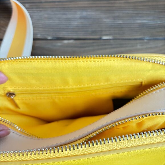 zip closure crossbody bag with shoulder strap - Picture 6 of 7